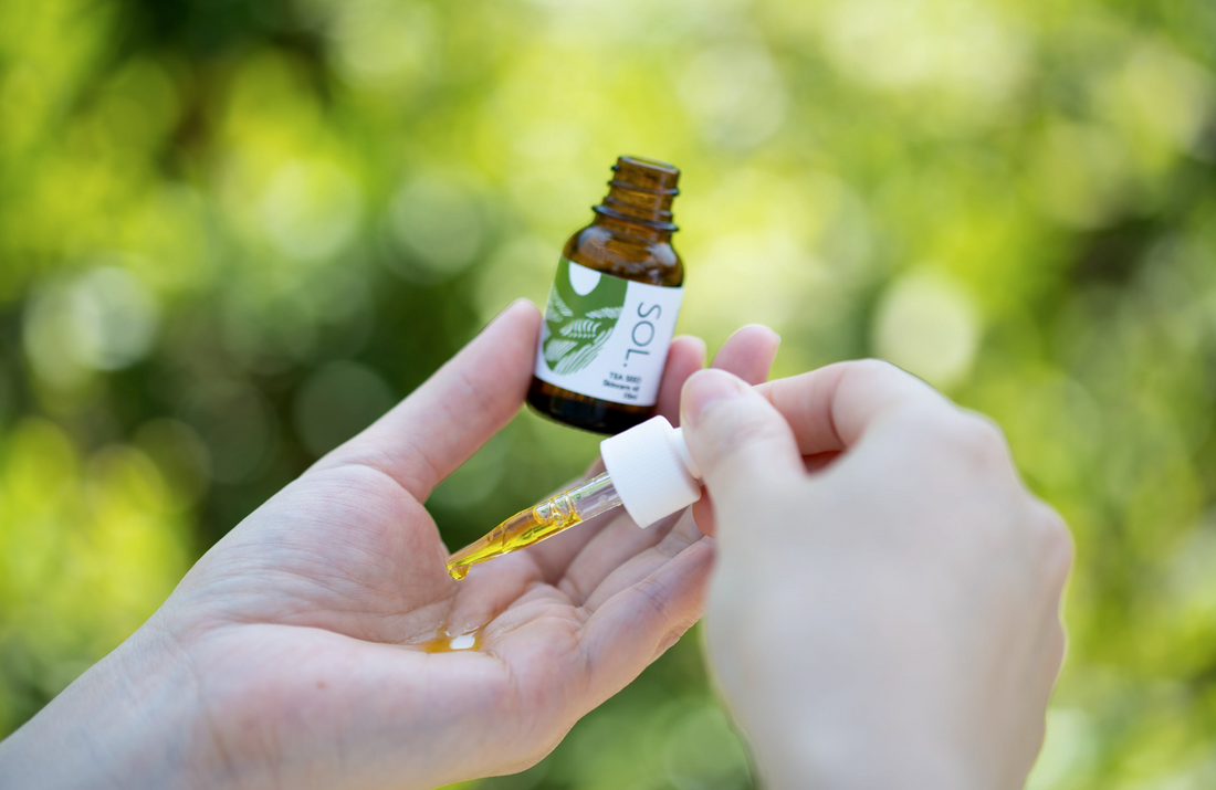 Масло для ухода за кожей с семенами чая.